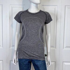 lululemon athletica Heathered Grey Short Sleeve Athletic Tee